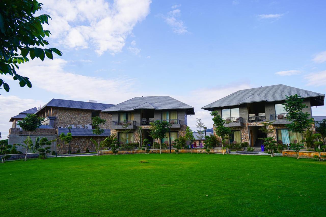 Pushkara Resort And Spa מראה חיצוני תמונה