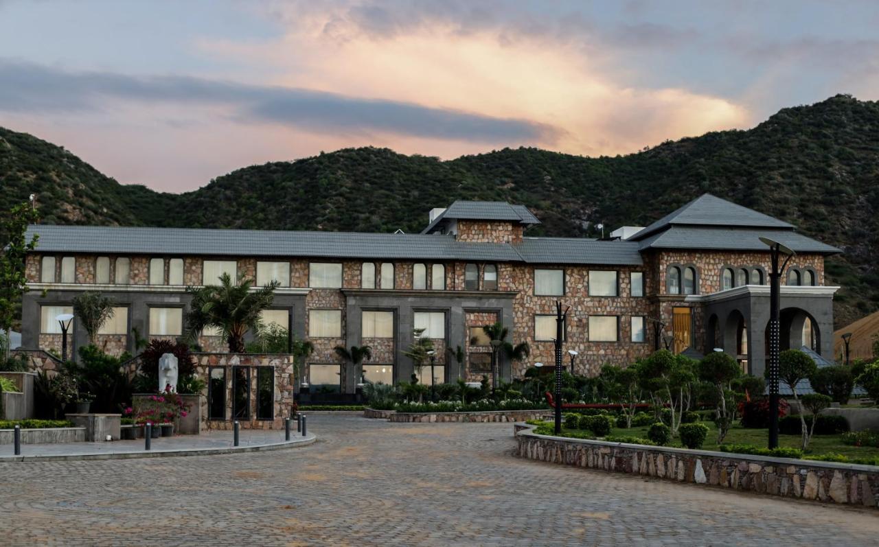 Pushkara Resort And Spa מראה חיצוני תמונה
