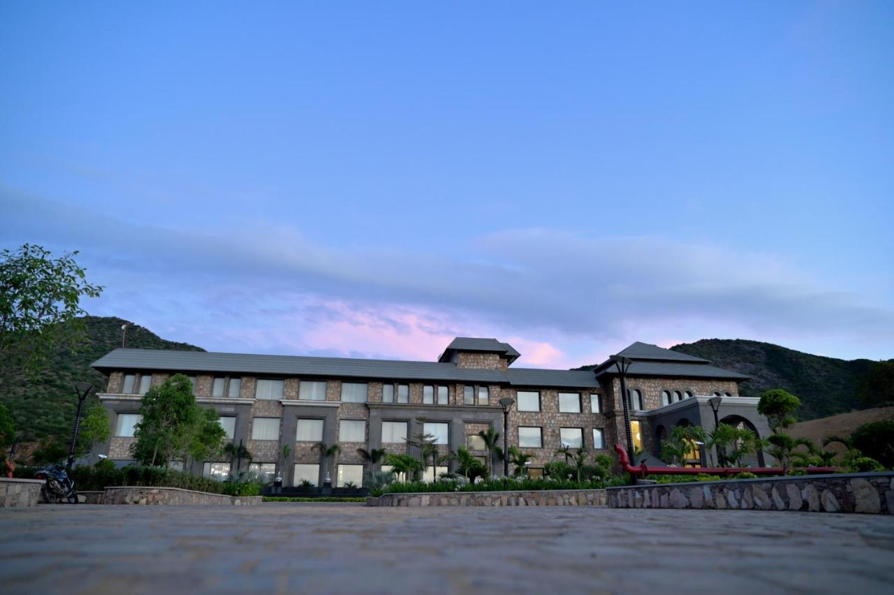 Pushkara Resort And Spa מראה חיצוני תמונה